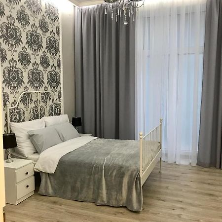 Apartament Mickiewicza - Pkp Station Przemyśl Buitenkant foto