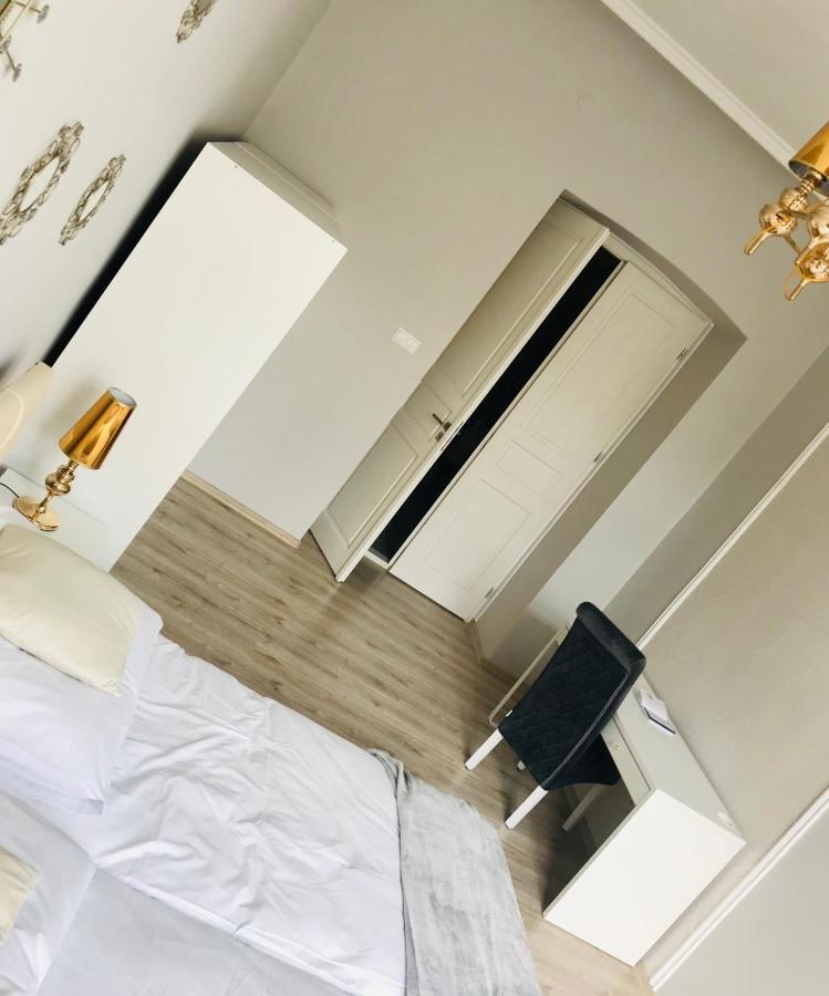 Apartament Mickiewicza - Pkp Station Przemyśl Buitenkant foto