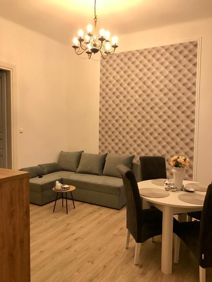 Apartament Mickiewicza - Pkp Station Przemyśl Buitenkant foto