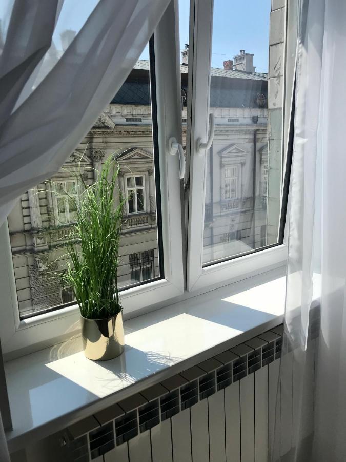 Apartament Mickiewicza - Pkp Station Przemyśl Buitenkant foto
